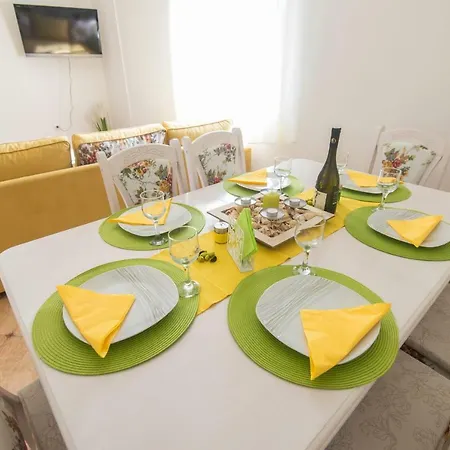 Alloggio per agriturismo Poseidon *